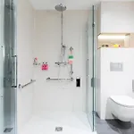 Moxy 3*