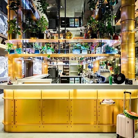 Hotell Moxy 3*